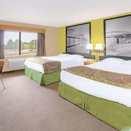 Super 8 By Wyndham Davenport Hotel Ngoại thất bức ảnh